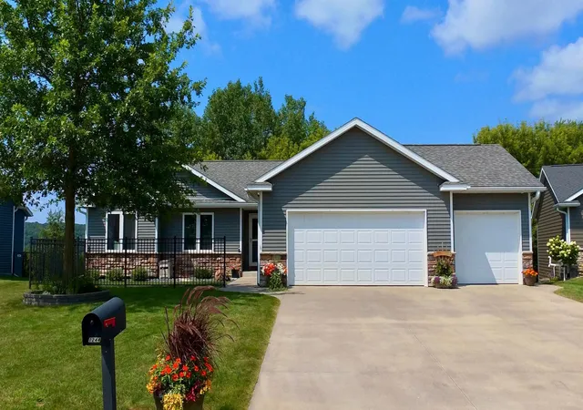 Photo 1 of Single family home for sale at 1244 Lone Stone Ct Se, Chatfield, MN 55923 | MLS# 7120388 | Listing updated on 2026-09-14