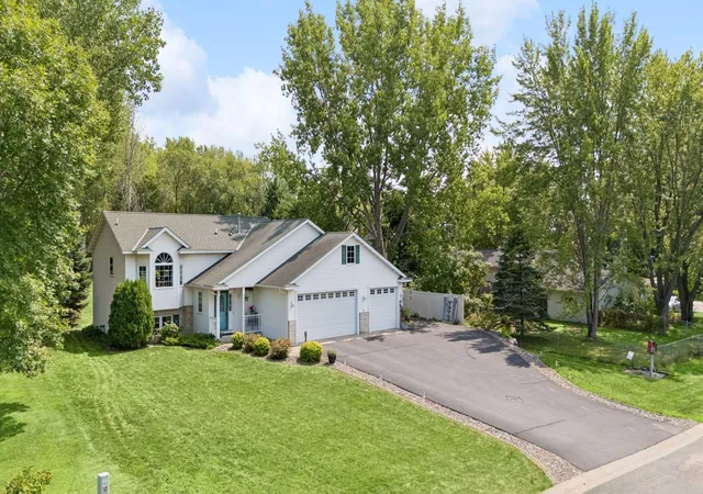 Photo 1 of Sale Pending at 29527 295th Lane, Lindstrom, MN 55045 | MLS# 7120428 | Listing updated on 2026-09-14