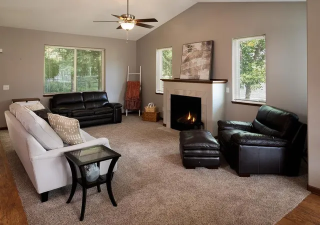 Photo 3 of Single family home for sale at 304 Tanager Rd, Mankato, MN 56001 | MLS# 7120463 | Listing updated on 2026-09-12