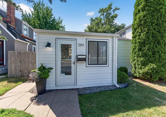 Photo 4 of Sale Pending at 304 11th Avenue S, South Saint Paul, MN 55075 | MLS# 7120520 | Listing updated on 2026-09-15