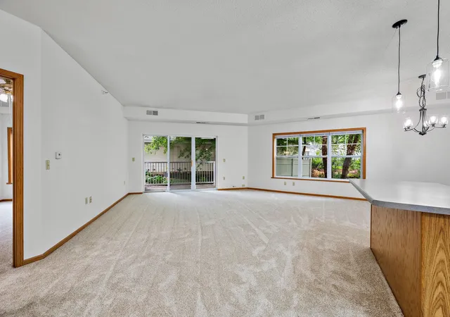 Listing Photo 4 - Condo for sale in building located at 5650 Boone Ave N, New Hope, MN 55428 - Unit #120