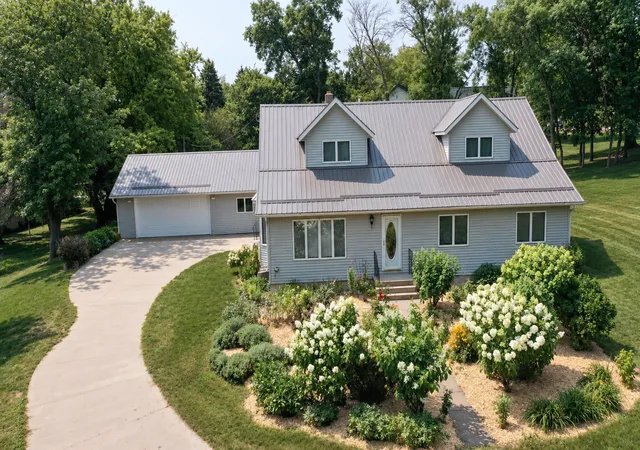 Photo 2 of Sale Pending at 509 W 7th Street, Starbuck, MN 56381 | MLS# 7120854 | Listing updated on 2026-09-11