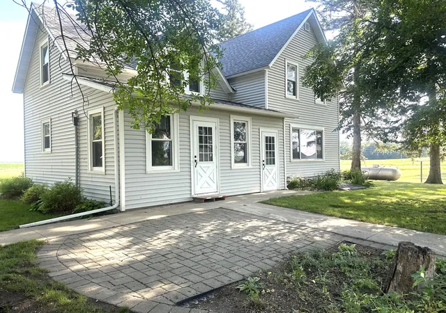 Photo 2 of Single family home for sale at 5010 20th Street Sw, Montevideo, MN 56265 | MLS# 7121025 | Listing updated on 2026-09-08