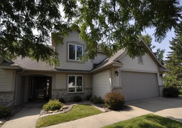 Photo 1 of Single family home for sale at 4910 Wildgrass Ln Nw, Rochester, MN 55901 | MLS# 7121507 | Listing updated on 2026-09-10