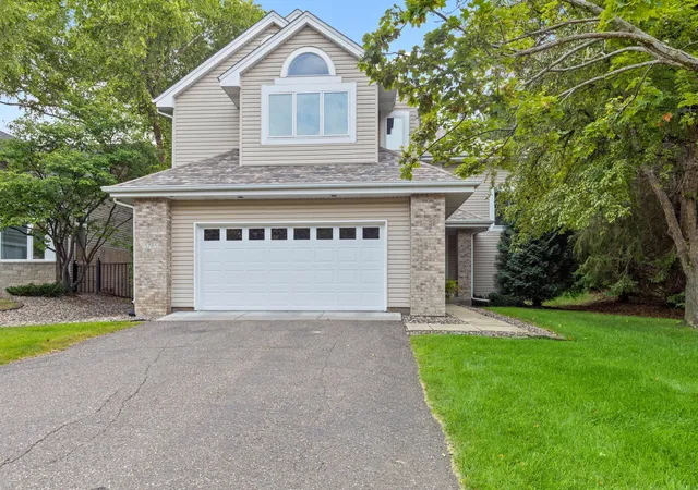 Photo 2 of Sale Pending at 15785 25th Pl N, Plymouth, MN 55447 | MLS# 7121553 | Listing updated on 2026-09-11