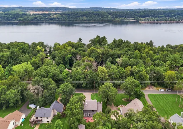 Photo 2 of Single family home for sale at 624 Galahad Rd N, Hudson, WI 54016 | MLS# 7121573 | Listing updated on 2026-09-15