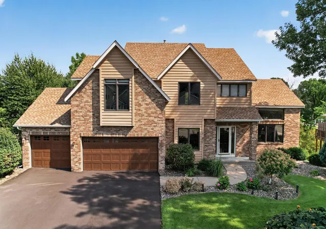 Photo 2 of Single family home for sale at 17126 Jonathan Ct, Lakeville, MN 55044 | MLS# 7121660 | Listing updated on 2026-09-10