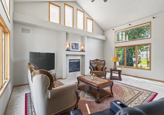 Photo 4 of Single family home for sale at 17126 Jonathan Ct, Lakeville, MN 55044 | MLS# 7121660 | Listing updated on 2026-09-10