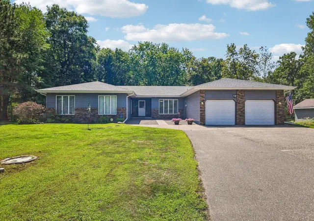 Photo 2 of Single family home for sale at 3370 191st Lane Nw, Anoka, MN 55303 | MLS# 7121781 | Listing updated on 2026-09-14