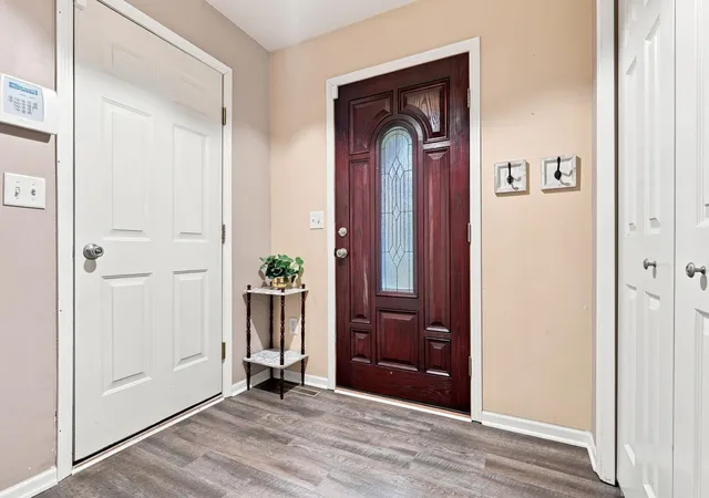 Photo 3 of Single family home for sale at 815 Colby St, Taylors Falls, MN 55084 | MLS# 7121814 | Listing updated on 2026-09-15