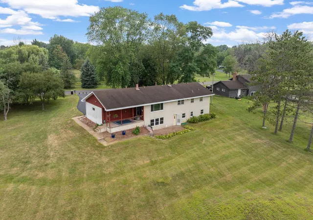 Photo 3 of Sale Pending at 13620 Vinewood Ln N, Dayton, MN 55327 | MLS# 7121903 | Listing updated on 2026-09-08