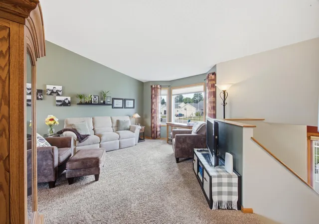 Photo 4 of Single family home for sale at 1206 18th Street N, Moorhead, MN 56560 | MLS# 7121909 | Listing updated on 2026-09-15