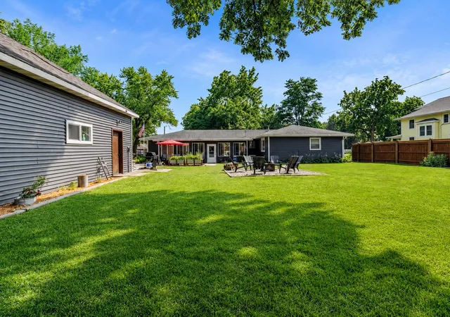 Photo 4 of Single family home for sale at 313 1st Street SE, Madelia, MN 56062 | MLS# 7122013 | Listing updated on 2026-09-29