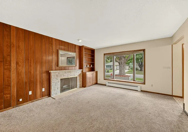 Photo 3 of Single family home for sale at 1535 8th Avenue SE, Rochester, MN 55904 | MLS# 7122038 | Listing updated on 2026-09-14