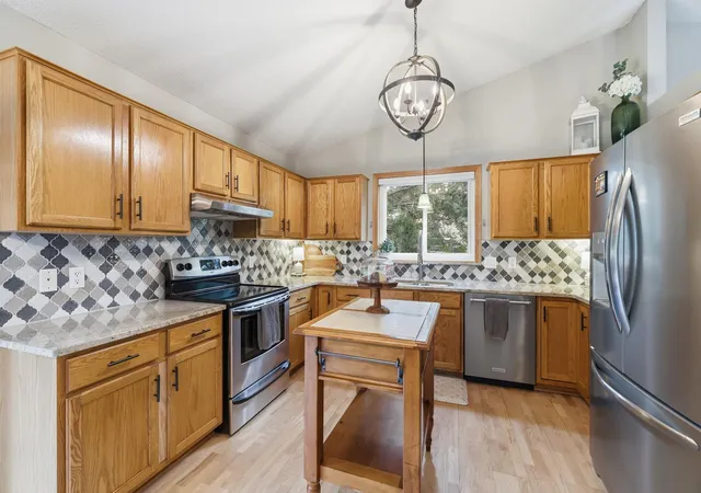 Photo 3 of Single family home for sale at 9005 Jensen Ave S, Cottage Grove, MN 55016 | MLS# 7122151 | Listing updated on 2026-09-14
