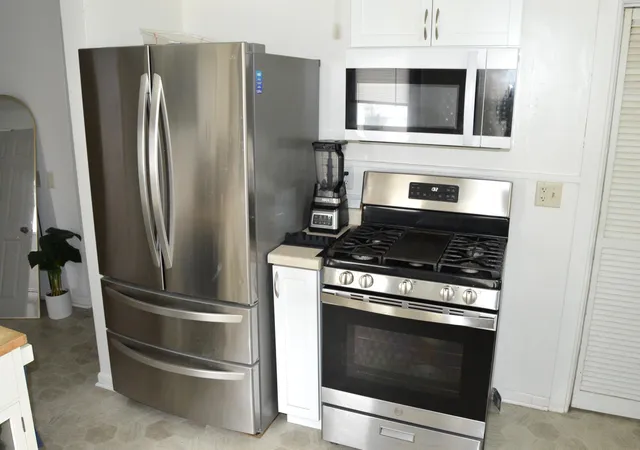 Photo 3 of Single family home for sale at 574 Wilson St, Winona, MN 55987 | MLS# 7122198 | Listing updated on 2026-10-27