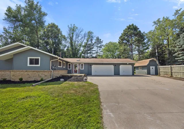 Photo 1 of Single family home for sale at 7101 Willow Rd, Maple Grove, MN 55369 | MLS# 7122201 | Listing updated on 2026-09-15