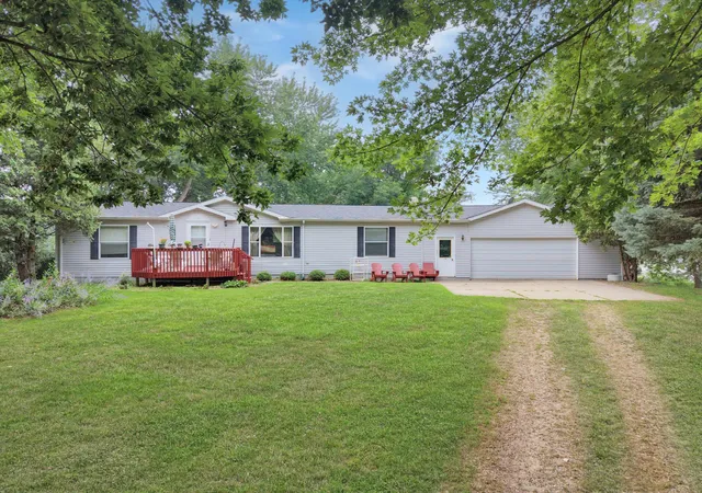 Photo 1 of Single family home for sale at 88 Sandbar Rd, Tracy, MN 56175 | MLS# 7122338 | Listing updated on 2026-09-14