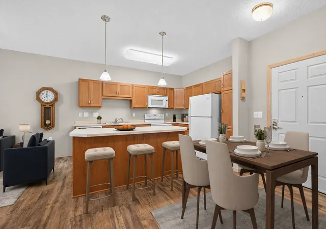 Photo 3 of Condo for sale at 1880 3rd Avenue Nw #211, Rochester, MN 55901 | MLS# 7122376 | Listing updated on 2026-09-11