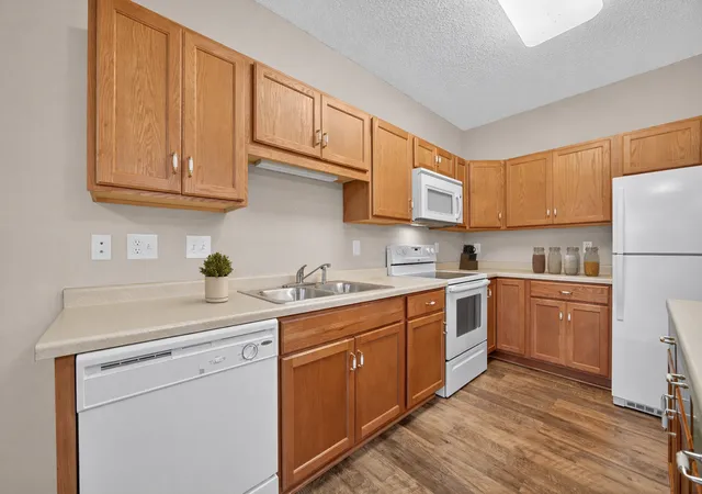 Photo 4 of Condo for sale at 1880 3rd Avenue NW #211, Rochester, MN 55901 | MLS# 7122376 | Listing updated on 2026-09-11