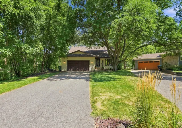 Photo 4 of Sale Pending at 1861 Stinson Blvd, Saint Paul, MN 55112 | MLS# 7122526 | Listing updated on 2026-09-10