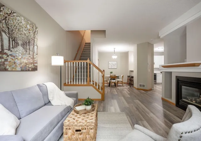 Photo 4 of Single family home for sale at 3001 Juniper Ln #I, Saint Paul, MN 55125 | MLS# 7122530 | Listing updated on 2026-09-12