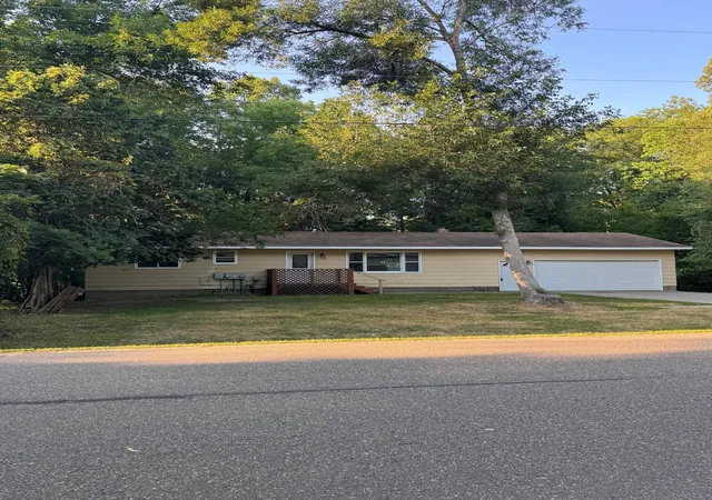 Photo 2 of Single family home for sale at 8776 Dorothy Ave, Brainerd, MN 56401 | MLS# 7122639 | Listing updated on 2026-09-13