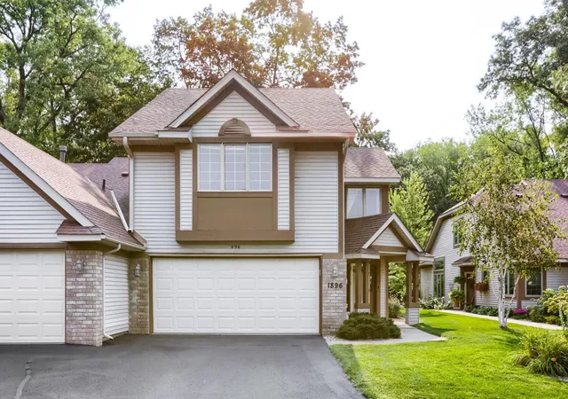 Photo 1 of Single family home for sale at 1896 Beebe Rd, Saint Paul, MN 55109 | MLS# 7122767 | Listing updated on 2026-09-14