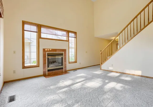 Photo 2 of Single family home for sale at 1896 Beebe Rd, Saint Paul, MN 55109 | MLS# 7122767 | Listing updated on 2026-09-14