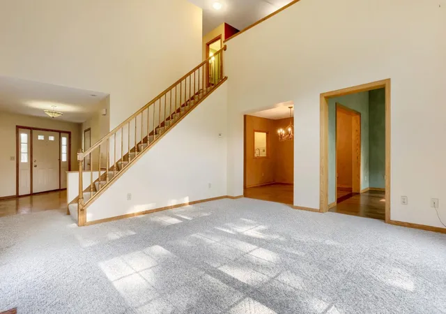 Photo 3 of Single family home for sale at 1896 Beebe Rd, Saint Paul, MN 55109 | MLS# 7122767 | Listing updated on 2026-10-13