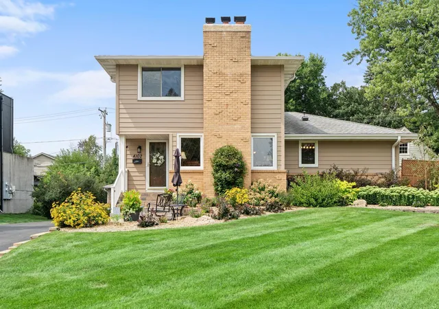 Photo 3 of Single family home for sale at 4102 Grimes Ave S, Minneapolis, MN 55416 | MLS# 7122776 | Listing updated on 2026-09-15