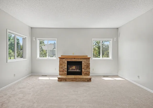 Photo 4 of Single family home for sale at 679 Woodduck Dr #H, Saint Paul, MN 55125 | MLS# 7122791 | Listing updated on 2026-09-11