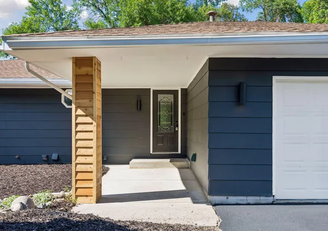 Photo 3 of Sale Pending at 9795 161st Street W, Lakeville, MN 55044 | MLS# 7122816 | Listing updated on 2026-09-12