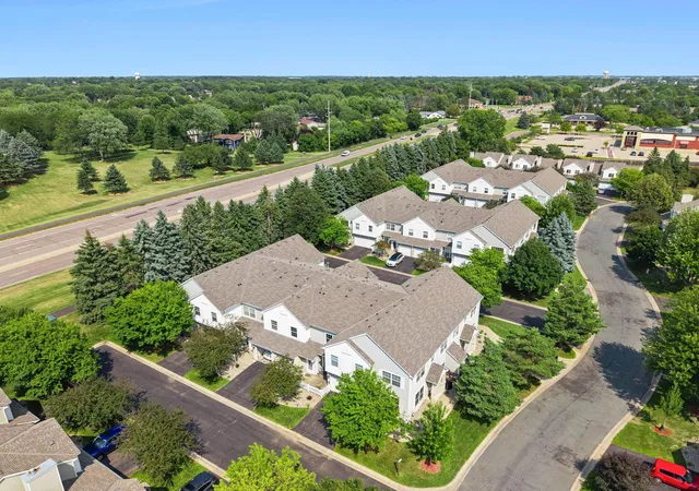 Photo 3 of Sale Pending at 15030 Dunwood Trl, Apple Valley, MN 55124 | MLS# 7123022 | Listing updated on 2026-09-15