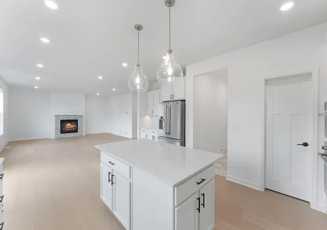 Photo 3 of Single family home for sale at 1091 Adamstown Dr, Rosemount, MN 55068 | MLS# 7123077 | Listing updated on 2026-09-15