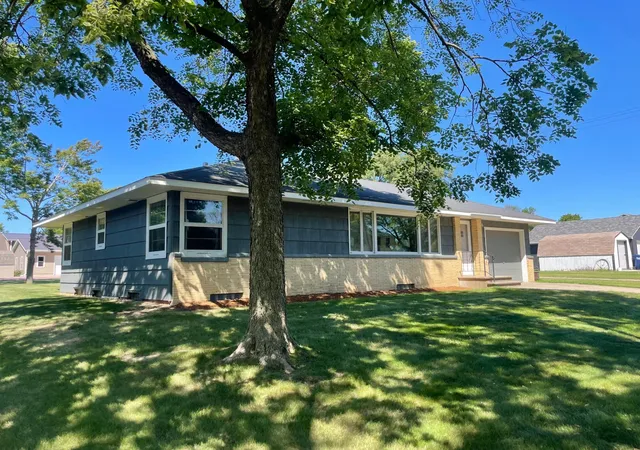 Photo 2 of Sale Pending at 16 S Paffrath Ave, Springfield, MN 56087 | MLS# 7123202 | Listing updated on 2026-09-09