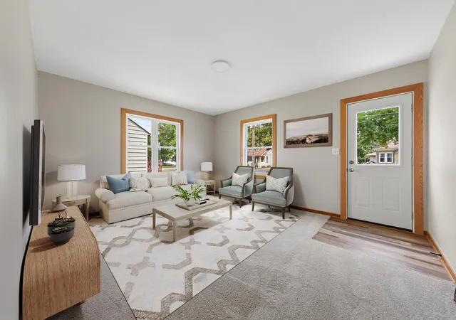 Photo 3 of Single family home for sale at 123 W Mckinley St, Owatonna, MN 55060 | MLS# 7123229 | Listing updated on 2026-09-14