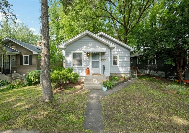 Photo 2 of Sale Pending at 3932 45th Avenue S, Minneapolis, MN 55406 | MLS# 7123273 | Listing updated on 2026-09-10