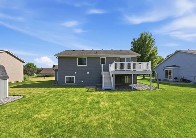 Photo 4 of Sale Pending at 335 Country Side Ln, Albany, MN 56307 | MLS# 7123516 | Listing updated on 2026-09-15