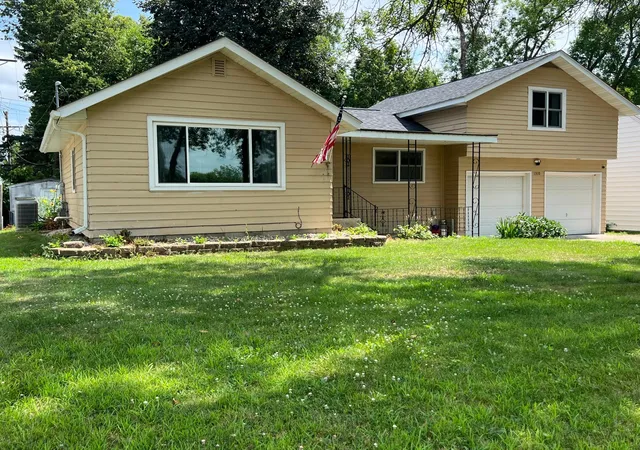 Photo 2 of Single family home for sale at 1310 N 6th Street, Montevideo, MN 56265 | MLS# 7123581 | Listing updated on 2026-09-11