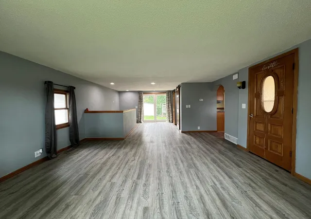 Photo 4 of Single family home for sale at 1310 N 6th Street, Montevideo, MN 56265 | MLS# 7123581 | Listing updated on 2026-09-11