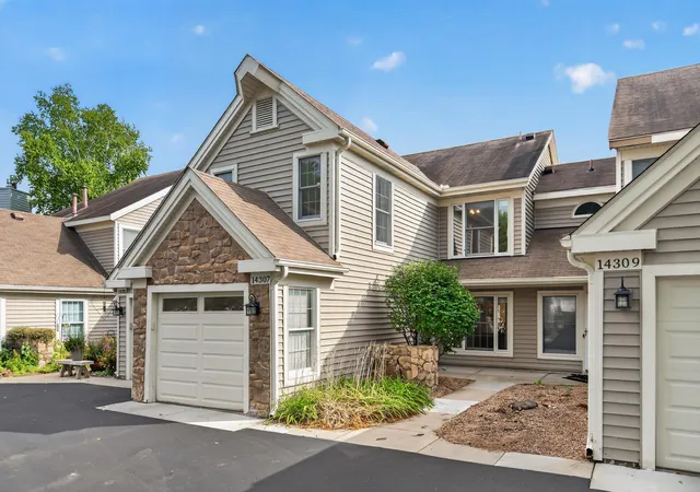 Photo 1 of Single family home for sale at 14307 Bedford Dr, Eden Prairie, MN 55346 | MLS# 7123652 | Listing updated on 2026-09-11