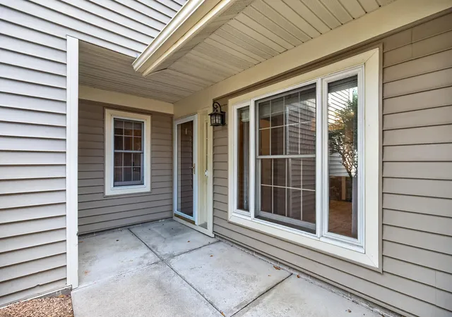 Photo 3 of Single family home for sale at 14307 Bedford Dr, Eden Prairie, MN 55346 | MLS# 7123652 | Listing updated on 2026-09-11
