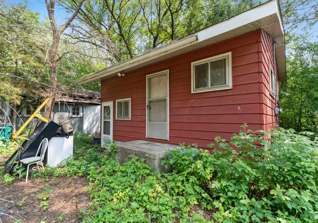 Photo 3 of Sale Pending at 17225 Round Lake Blvd Nw, Andover, MN 55304 | MLS# 7123820 | Listing updated on 2026-09-15