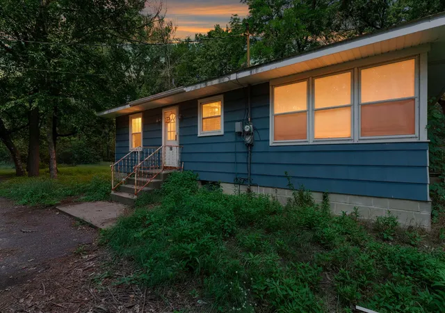 Photo 4 of Sale Pending at 17225 Round Lake Blvd NW, Andover, MN 55304 | MLS# 7123820 | Listing updated on 2026-09-15