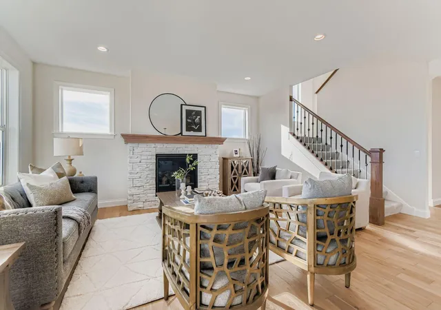 Photo 4 of Single family home for sale at 13722 Arrowhead Way, Rosemount, MN 55068 | MLS# 7123859 | Listing updated on 2026-09-14