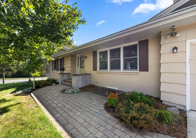 Photo 2 of Sale Pending at 10112 Nord Ave S, Minneapolis, MN 55437 | MLS# 7123933 | Listing updated on 2026-09-11