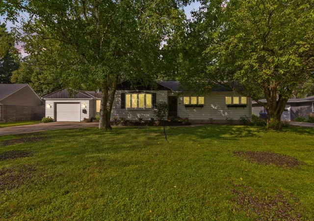 Photo 1 of Single family home for sale at 116 Ridgely Rd, Mankato, MN 56001 | MLS# 7123950 | Listing updated on 2026-09-15