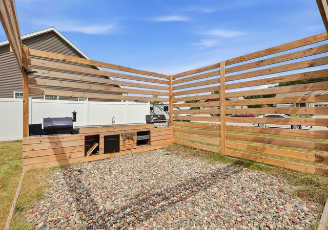 Photo 1 of Single family home for sale at 201 14th Ave Nw, Kasson, MN 55944 | MLS# 7124087 | Listing updated on 2026-09-15