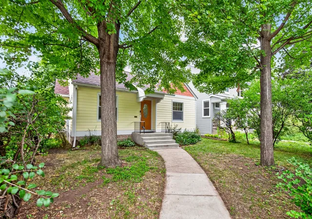 Photo 2 of Sale Pending at 3901 Quail Ave N, Minneapolis, MN 55422 | MLS# 7124103 | Listing updated on 2026-09-12